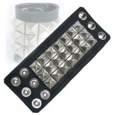 2 Inch Wide Ball Stretcher With Pyramid Studs 2 Inch Wide Ball Stretcher With Pyramid Studs
