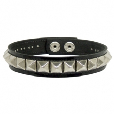 Shiny Black Leather Pyramid Studs Collar Shiny Black Leather Pyramid Studs Collar
