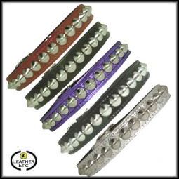Leather Collar With One Row Of Cone Studs Leather Collar With One Row Of Cone Studs