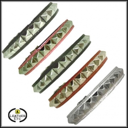 Collar With One Row Of Pyramid Studs Collar With One Row Of Pyramid Studs