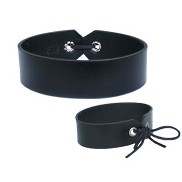 Black Leather Plain Armband