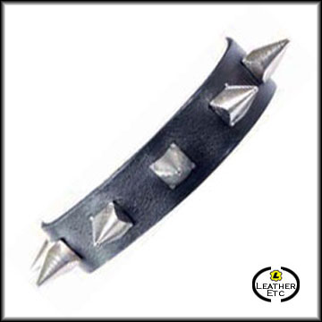 Black Leather Collar With Pyramid Spikes