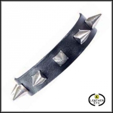 Black Leather Collar With Pyramid Spikes Black Leather Collar With Pyramid Spikes