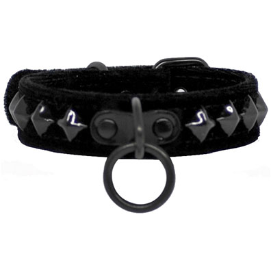 Velvet Collar With Pyramid Studs