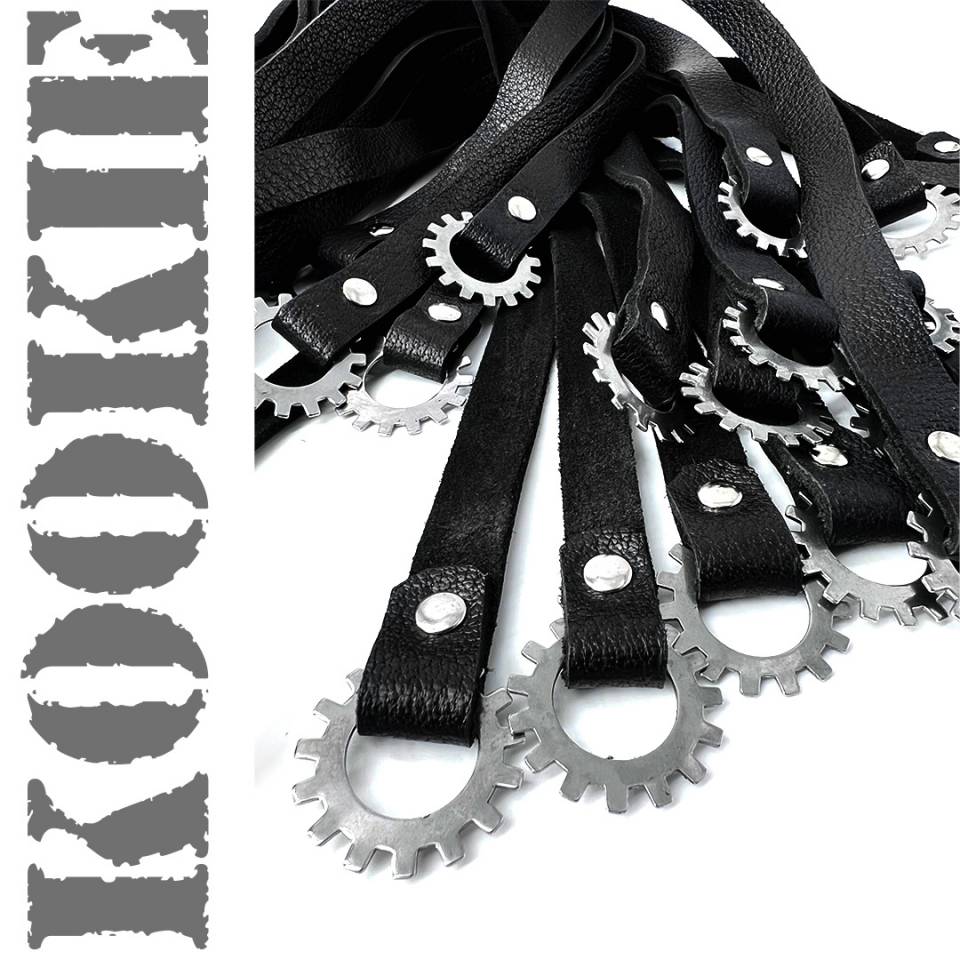 Black Leather Gear Flogger