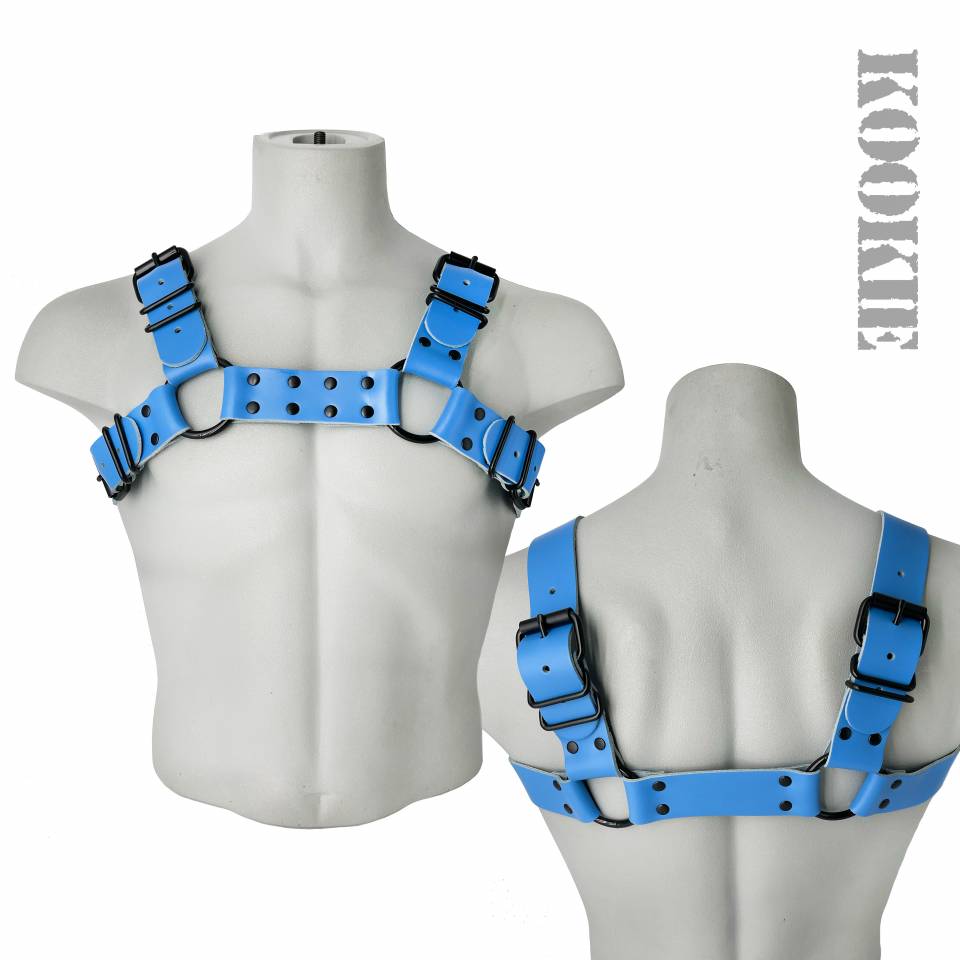 Bulldog Harness With Black Hardware