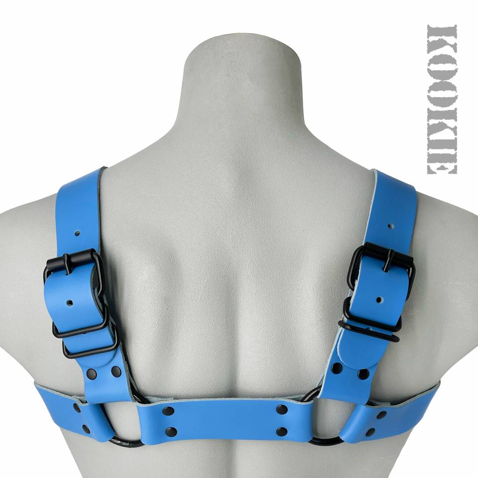 Bulldog Harness With Black Hardware
