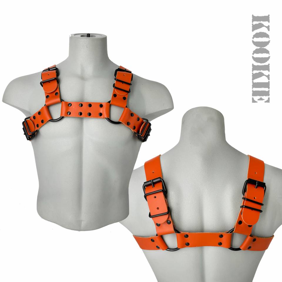 Bulldog Harness With Black Hardware