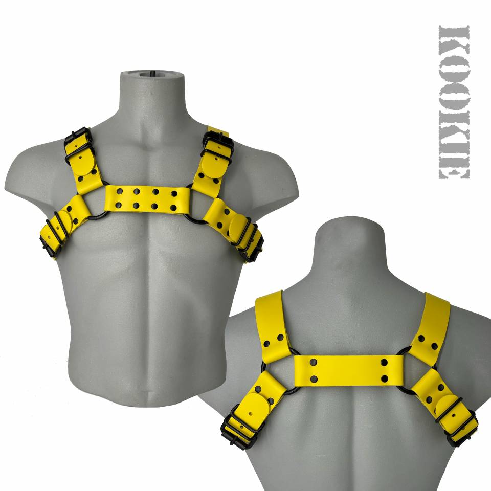 Bulldog Harness With Black Hardware