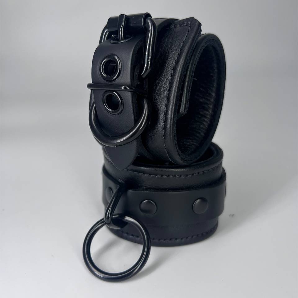 Blackware O-Ring Ankle Restraints