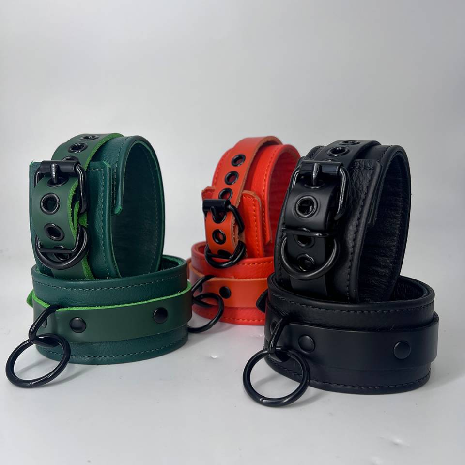 Blackware O-Ring Ankle Restraints