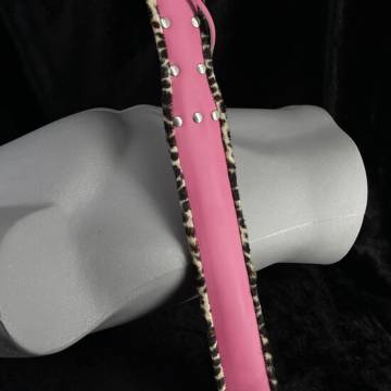 Pink Leather Slapper With Piping