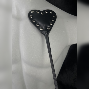 Leather Heart Tipped Riding Crop