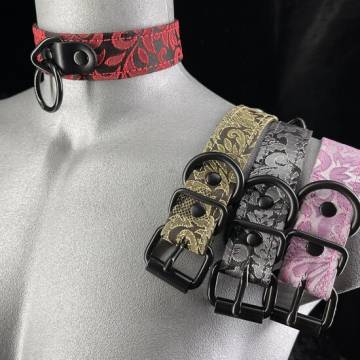 Brocade Collar