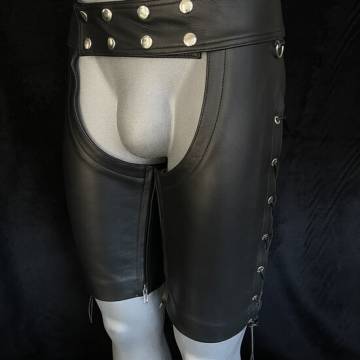 Black Leather Short Chaps